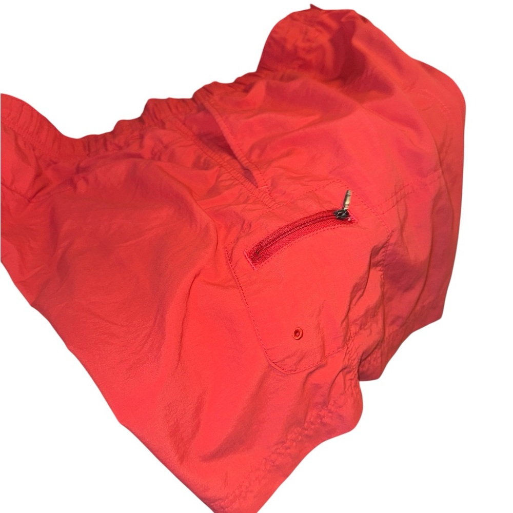 Columbia size large Women's orange  Casual Shorts